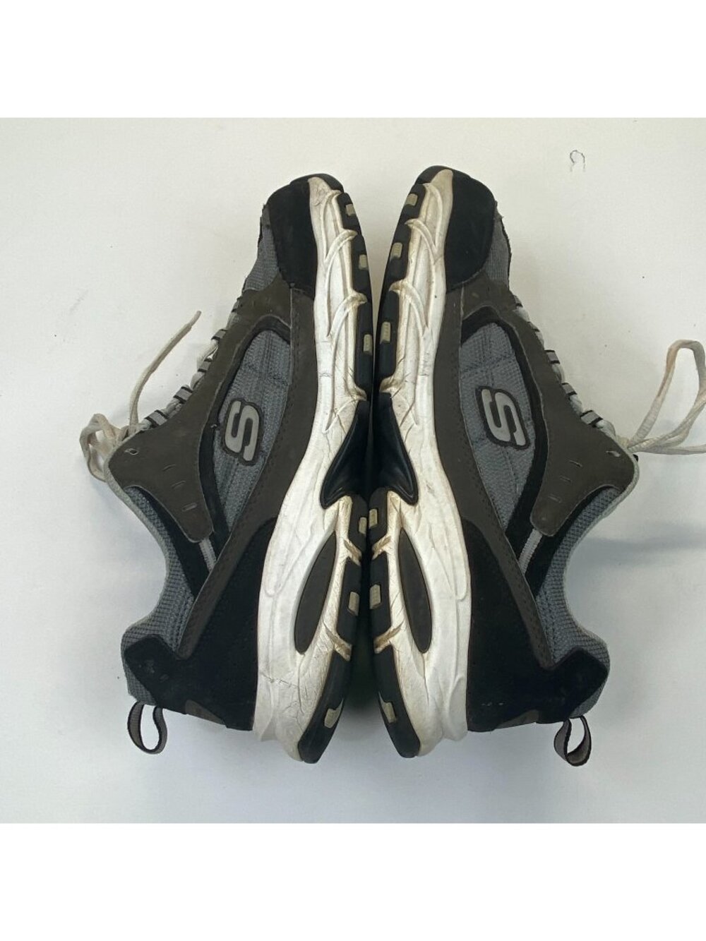 Skechers Men's Athletic Memory Foam Shoes Size 11.5 Gray/Black, Lace-Up